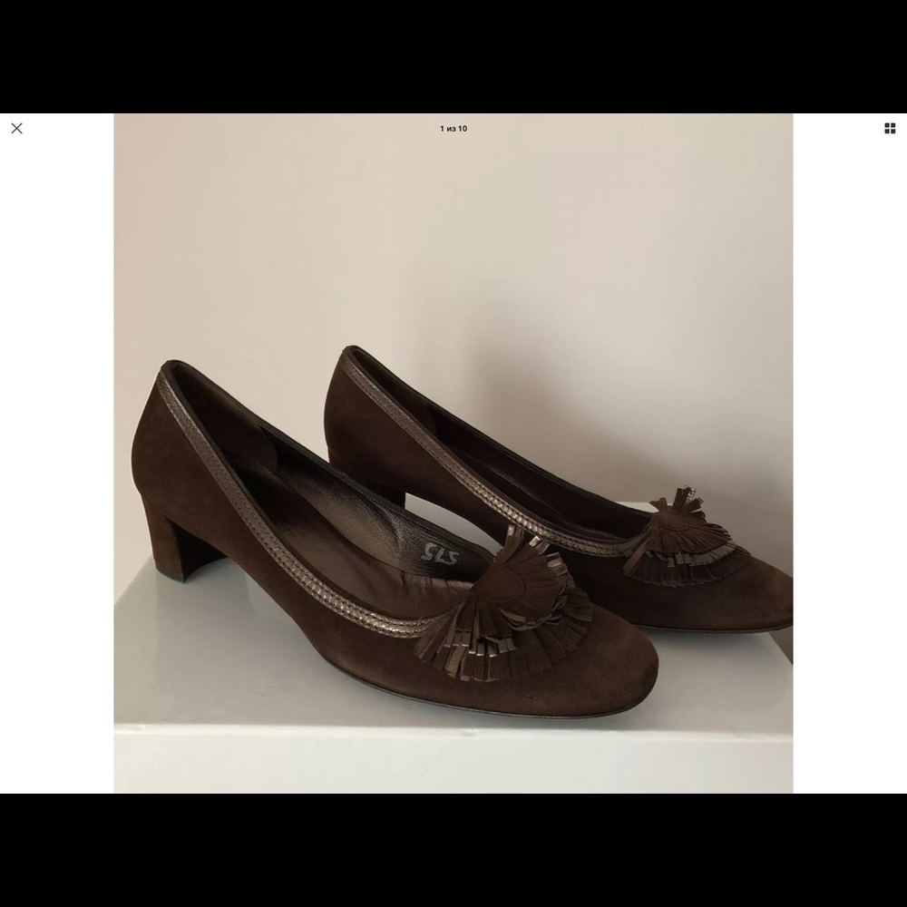 Women's Salvatore Ferragamo Suede Heel Pumps 7 1/2